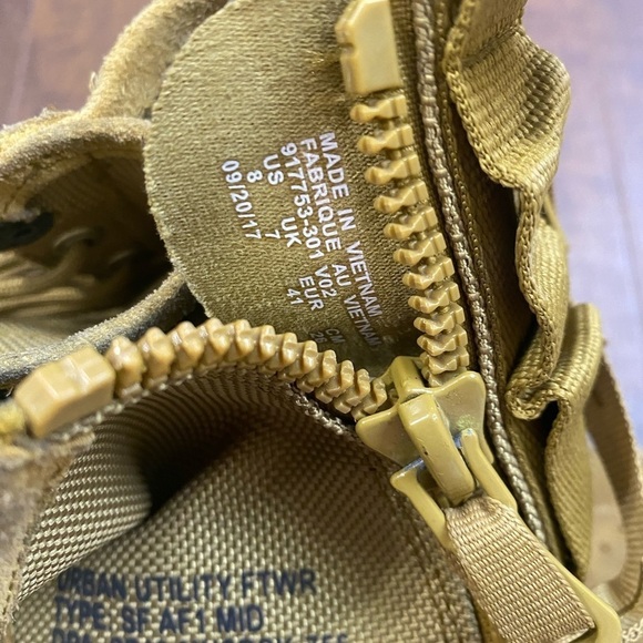 Nike Air Force One Urban utility high tops - Picture 8 of 11